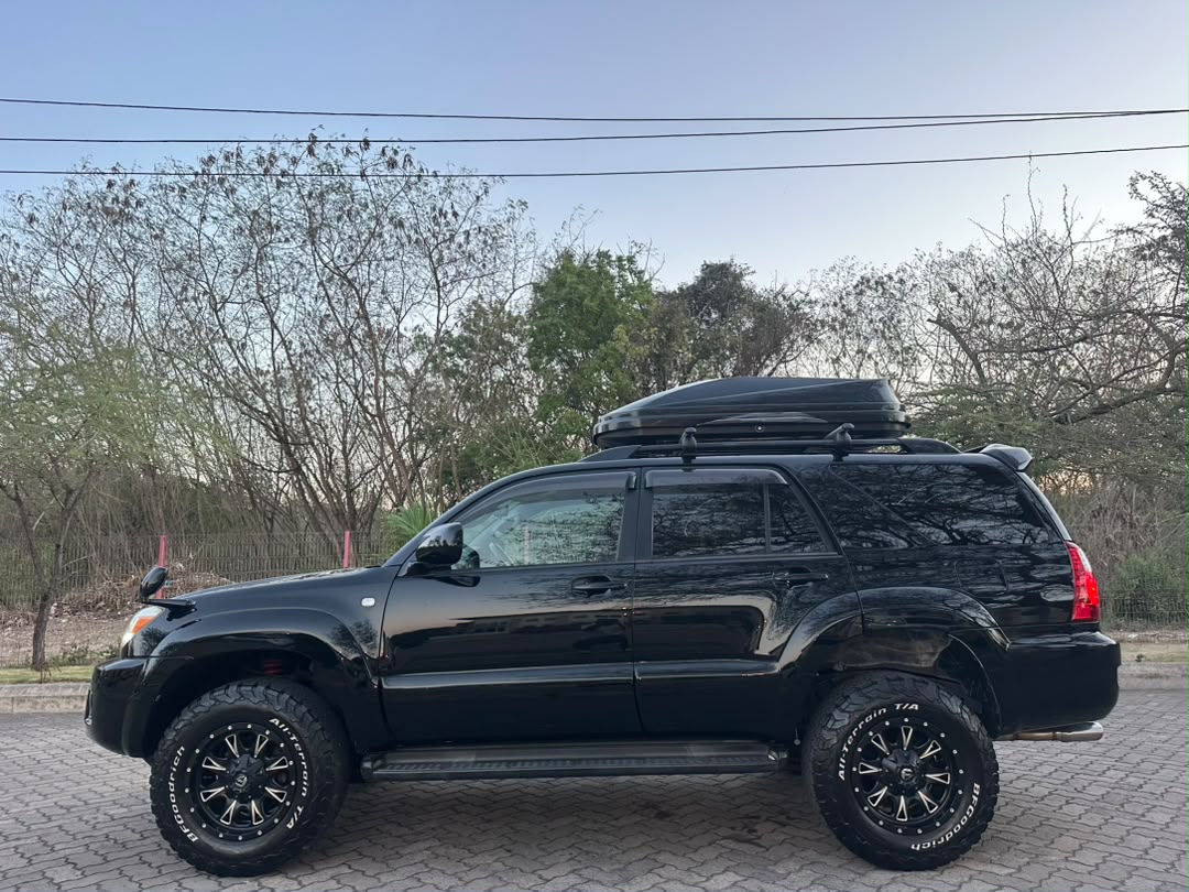 TOYOTA HILUX SURF thumbnail 5